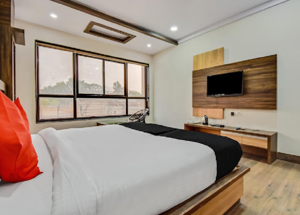 1 x PREMIUM ROOM